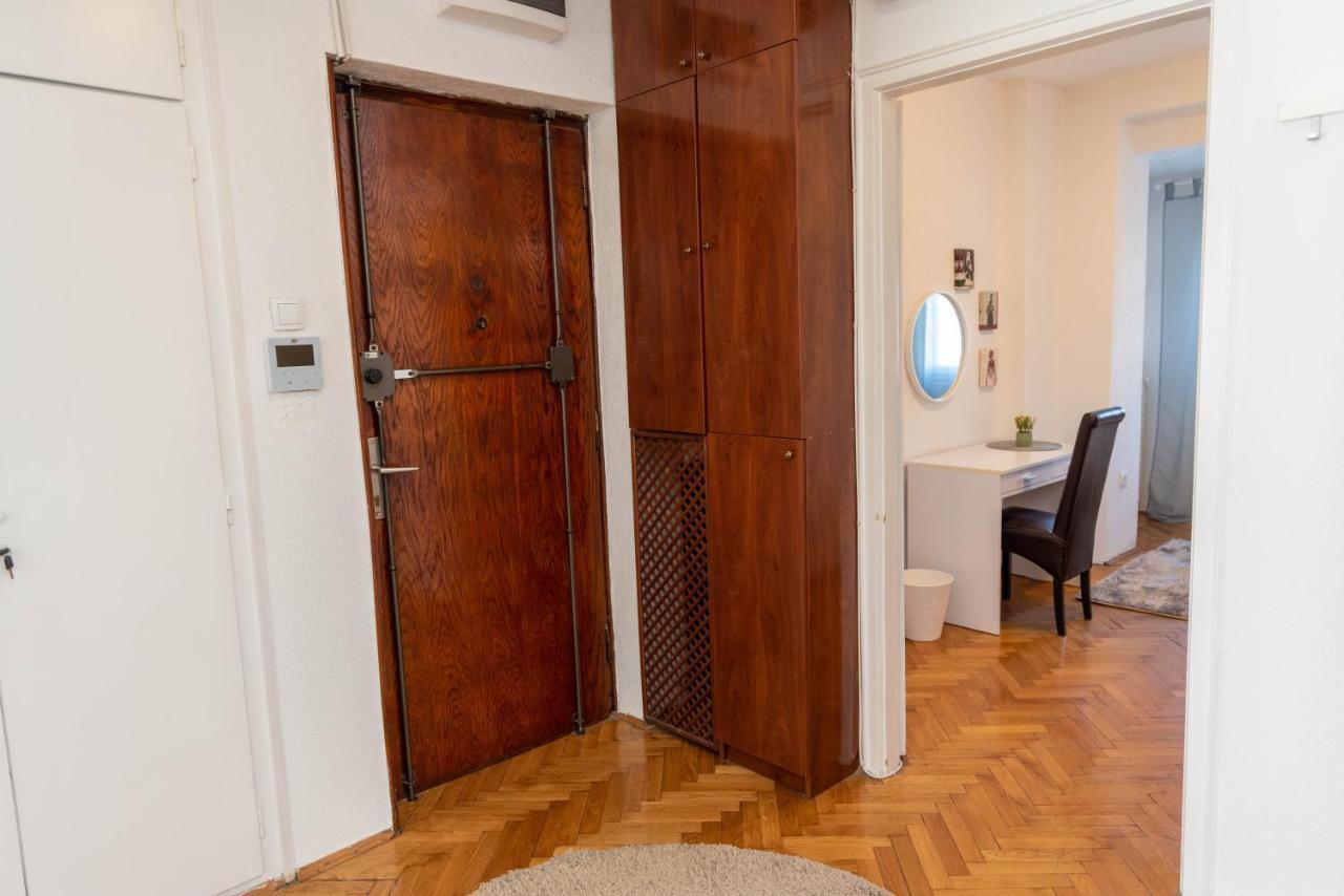 Sweet House Parlament Belgrad