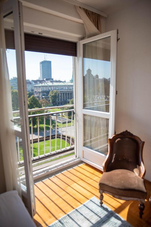 Apartment Sweet House Parlament *